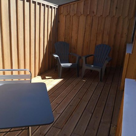 Studio En Plein Centre Ville A 8 Minutes De L'Ocean Le Porge Exterior photo